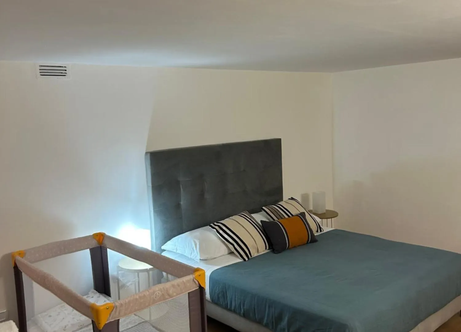 Domus Tasso 75 Villa Napoli 0*,  Italia